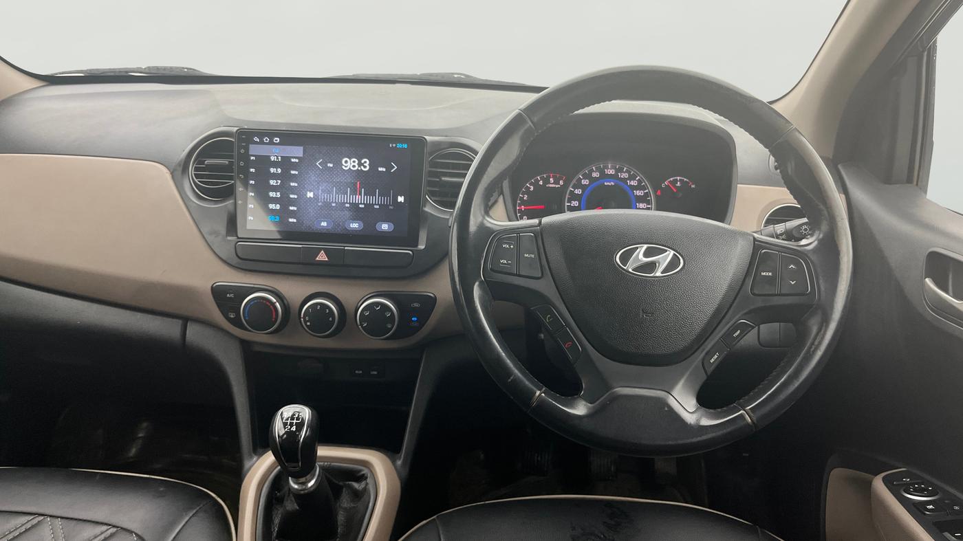 2015 Hyundai Grand i10 ASTA 1.1 CRDI, Diesel, Manual, 53,864 km, Steering Wheel Close Up
