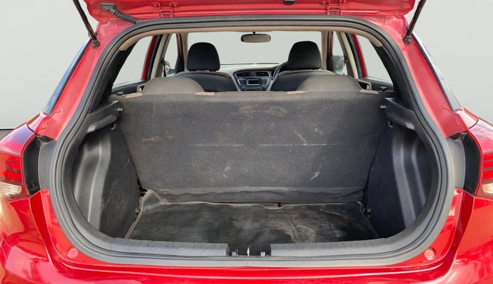 2020 Hyundai Elite i20 MAGNA PLUS 1.2, Petrol, Manual, 26,988 km, Boot Open Zoomed View