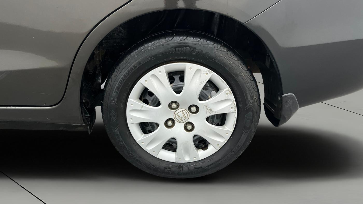 2015 Honda Amaze 1.2L I-VTEC S, Petrol, Manual, 62,387 km, Left Rear Wheel