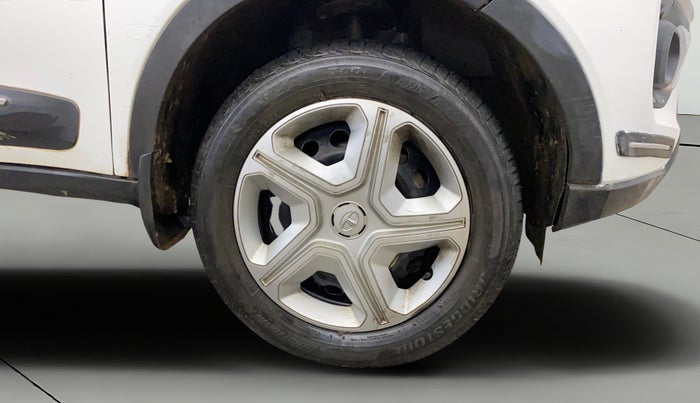 2023 Tata NEXON XM PETROL, Petrol, Manual, 39,309 km, Right Front Wheel