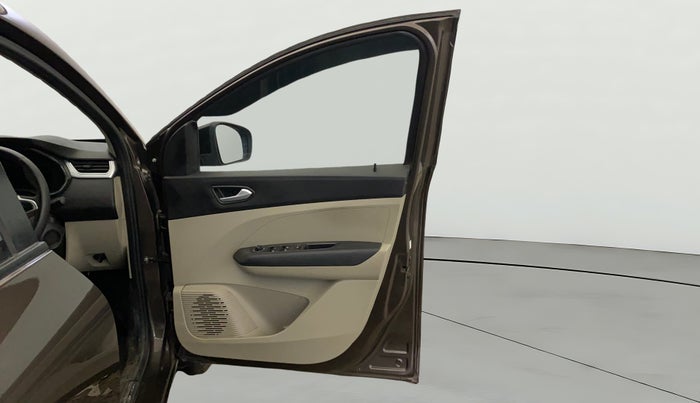 2024 Renault TRIBER RXZ, Petrol, Manual, 11,880 km, RHS Front Door