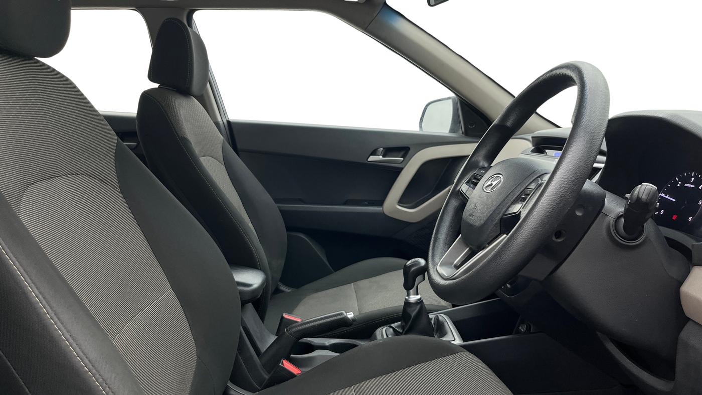 2016 Hyundai Creta SX PLUS 1.6 DIESEL, Diesel, Manual, 36,812 km, Right Side Front Door Cabin