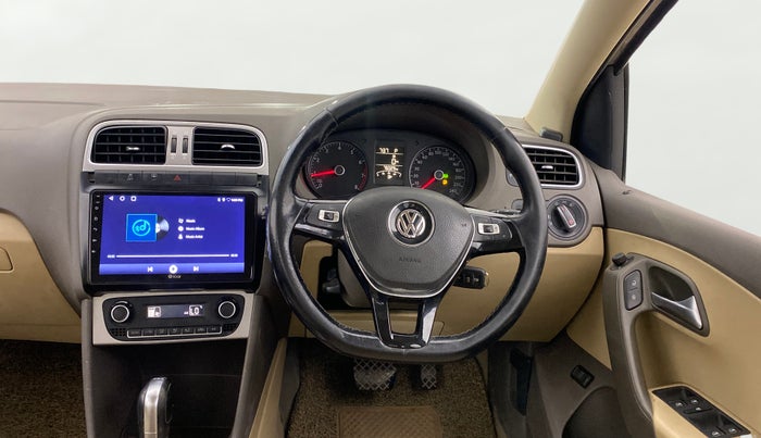 2017 Volkswagen Vento HIGHLINE PETROL AT, Petrol, Automatic, 75,987 km, Steering Wheel Close Up