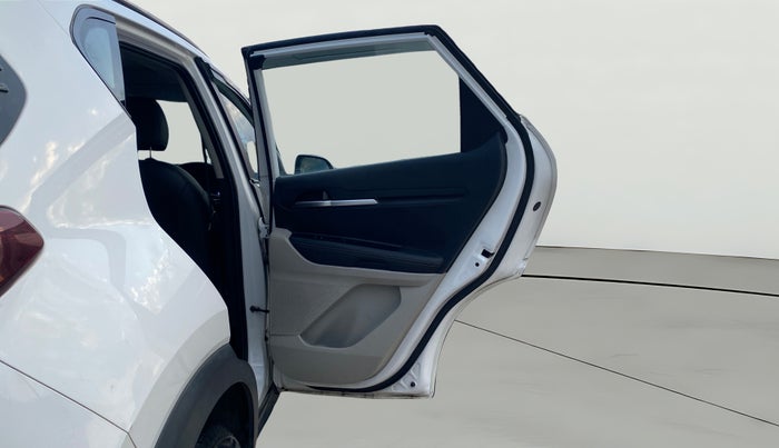 2021 KIA SONET HTX 1.0 IMT, Petrol, Manual, 31,944 km, RHS Rear Door