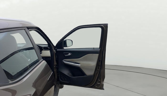 2021 Nissan MAGNITE XV MT, Petrol, Manual, 38,103 km, RHS Front Door