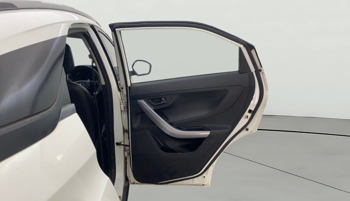 2021 Tata NEXON XM PETROL, Petrol, Manual, 34,367 km, RHS Rear Door