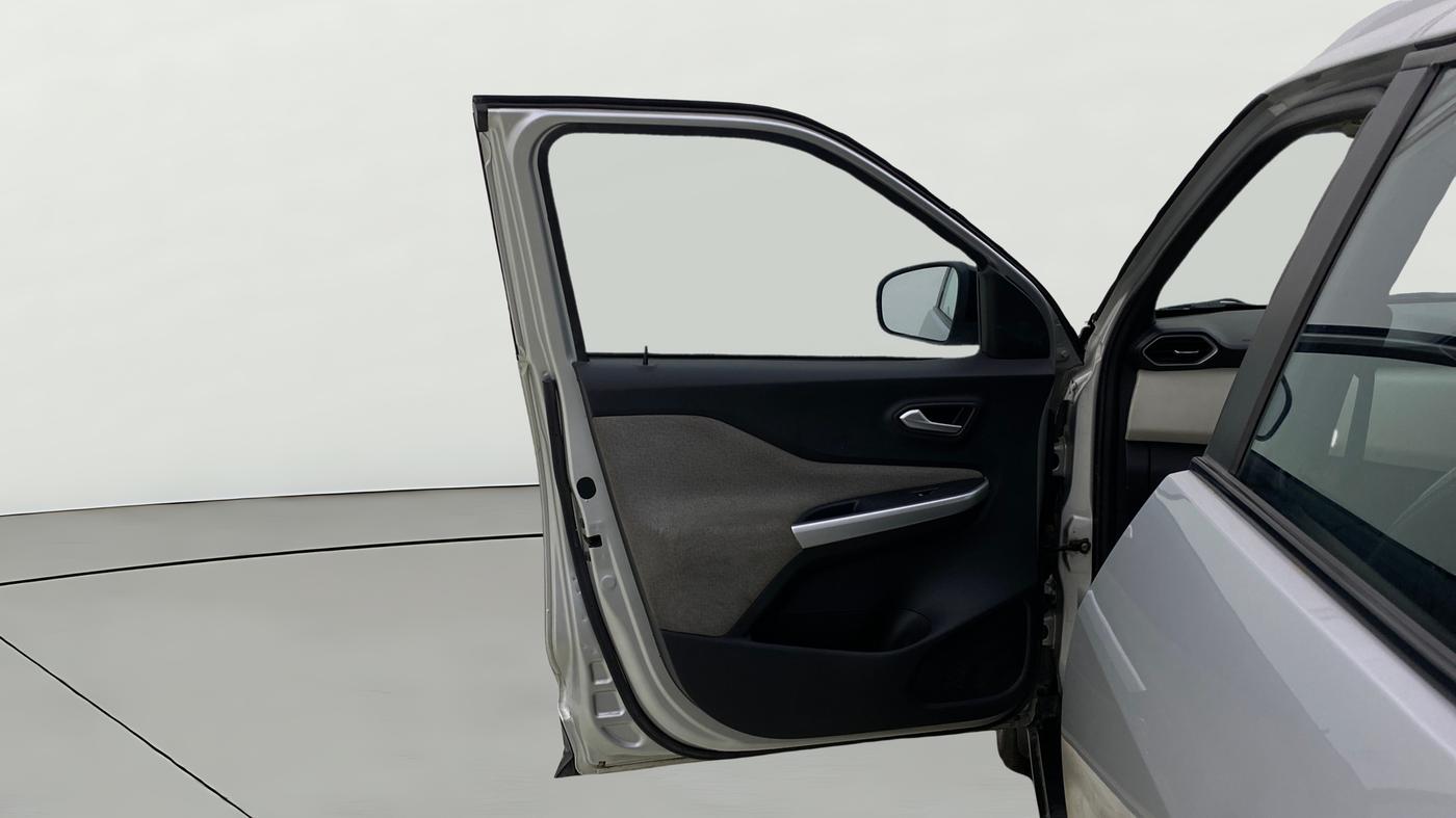 2022 Nissan MAGNITE XL, Petrol, Manual, 71,144 km, LHS Front Door