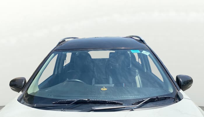 2023 Maruti XL6 ZETA CNG, CNG, Manual, 1,03,816 km, Front Windshield