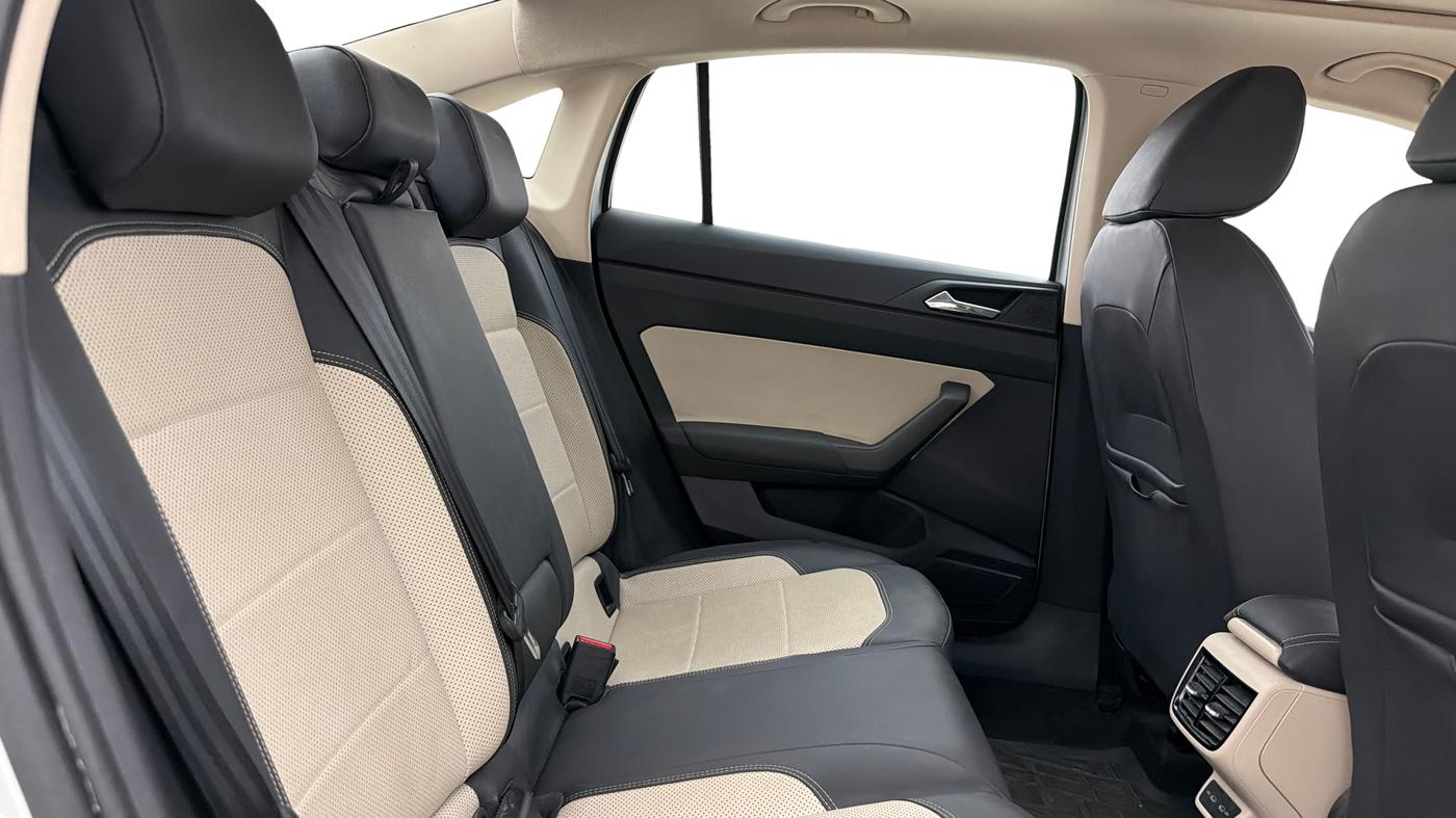 2023 Skoda SLAVIA STYLE 1.5L TSI DSG, Petrol, Automatic, 36,590 km, Right Side Rear Door Cabin