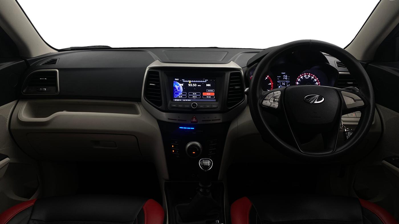 2021 Mahindra XUV300 W6 1.5 Diesel, Diesel, Manual, 46,982 km, Dashboard