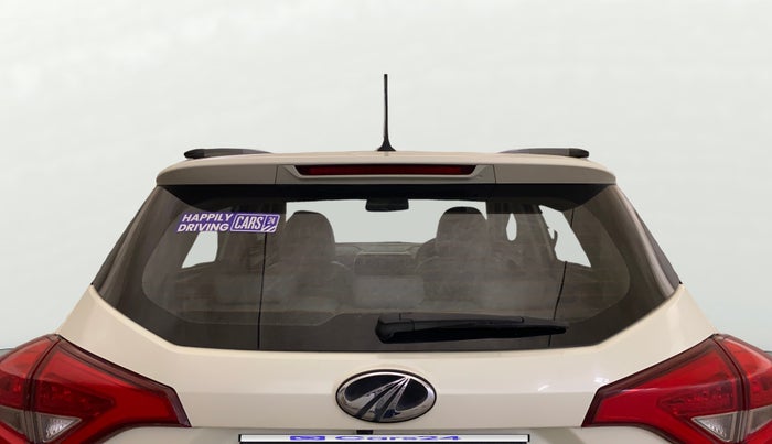 2021 Mahindra XUV300 W8 (O) 1.2 PETROL, Petrol, Manual, 39,362 km, Rear Windshield