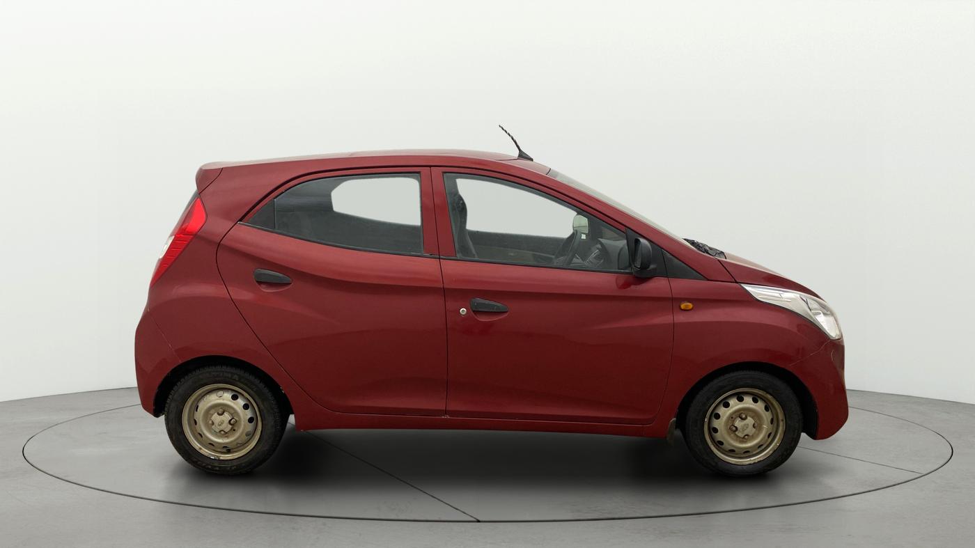 2018 Hyundai Eon ERA +, Petrol, Manual, 76,099 km, Right Side View