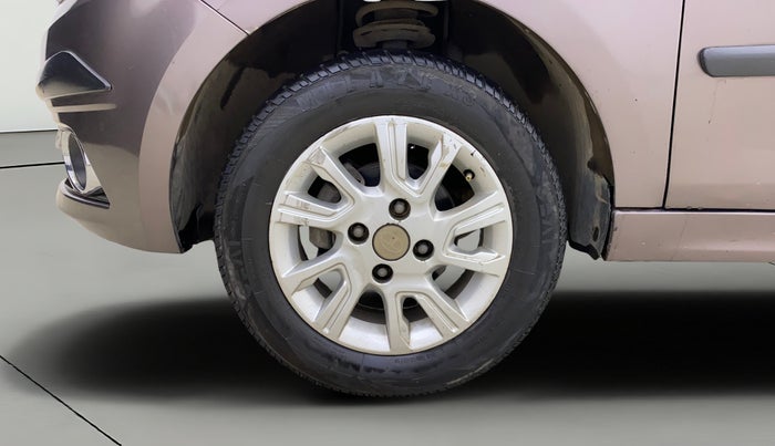 2017 Tata Tiago XZA PETROL, Petrol, Automatic, 1,15,171 km, Left Front Wheel