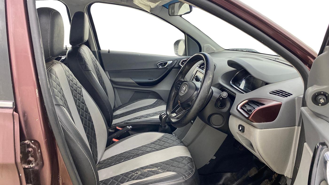 2021 Tata TIGOR XZ PLUS PETROL, CNG, Manual, 1,04,604 km, Right Side Front Door Cabin