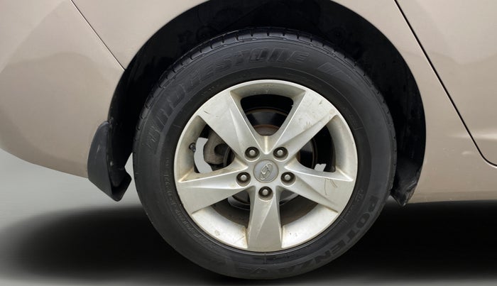 2013 Hyundai New Elantra 1.8 SX AT VTVT, Petrol, Automatic, 44,274 km, Right Rear Wheel