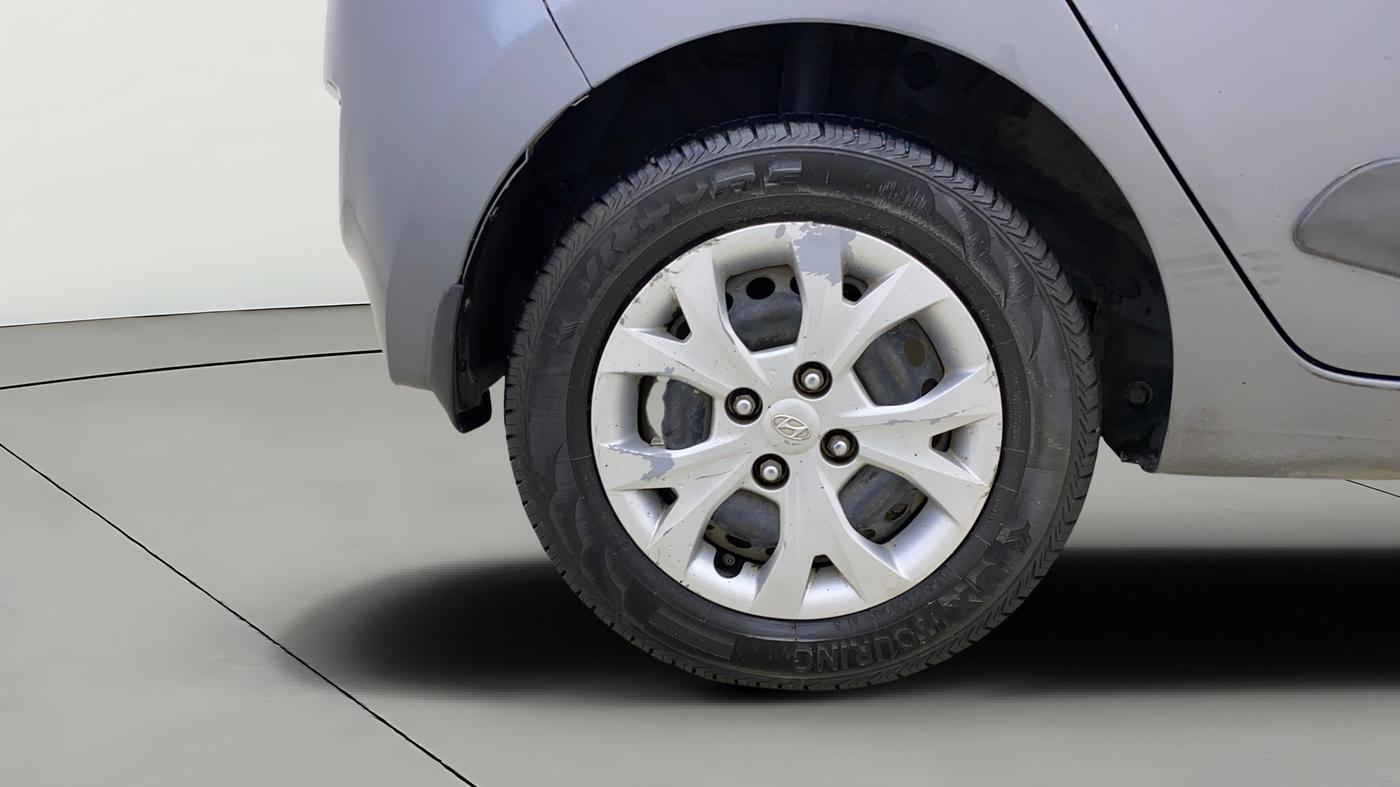2013 Hyundai Grand i10 MAGNA 1.2 KAPPA VTVT, Petrol, Manual, 87,330 km, Right Rear Wheel