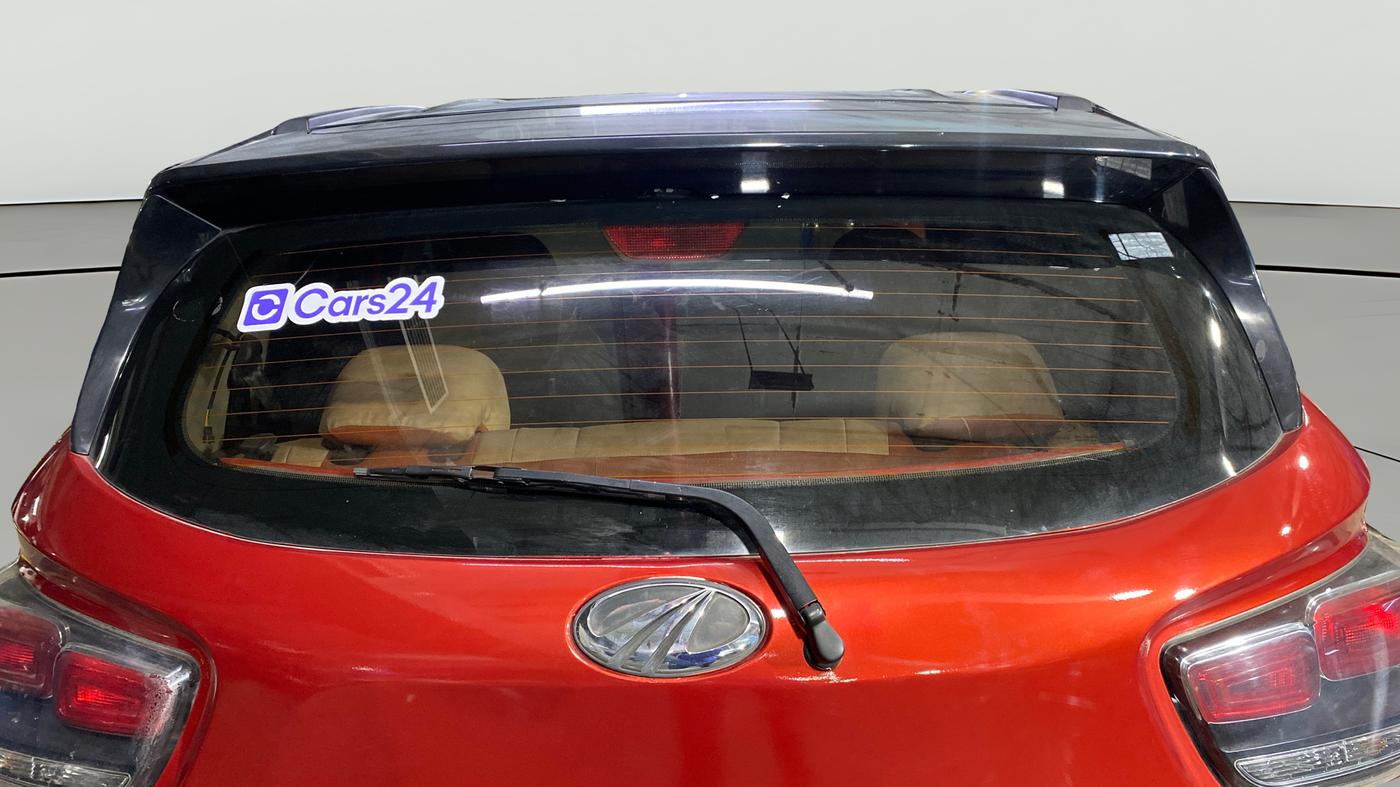 2018 Mahindra KUV 100 NXT K8 P 6 STR, Petrol, Manual, 54,459 km, Rear Windshield