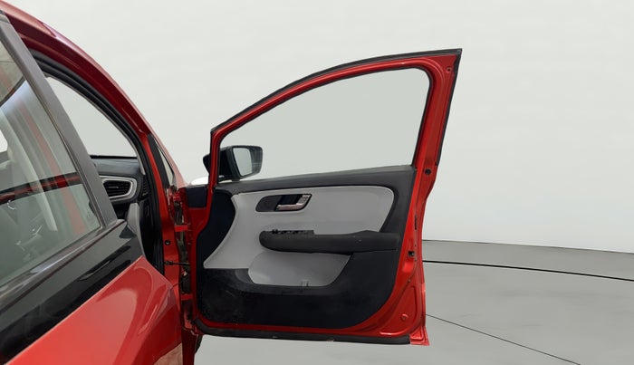 2020 Tata ALTROZ XZ PETROL, Petrol, Manual, 56,208 km, RHS Front Door