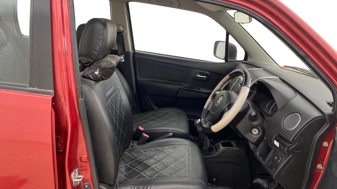2014 Maruti Wagon R Stingray VXI, Petrol, Manual, 28,537 km, Right Side Front Door Cabin