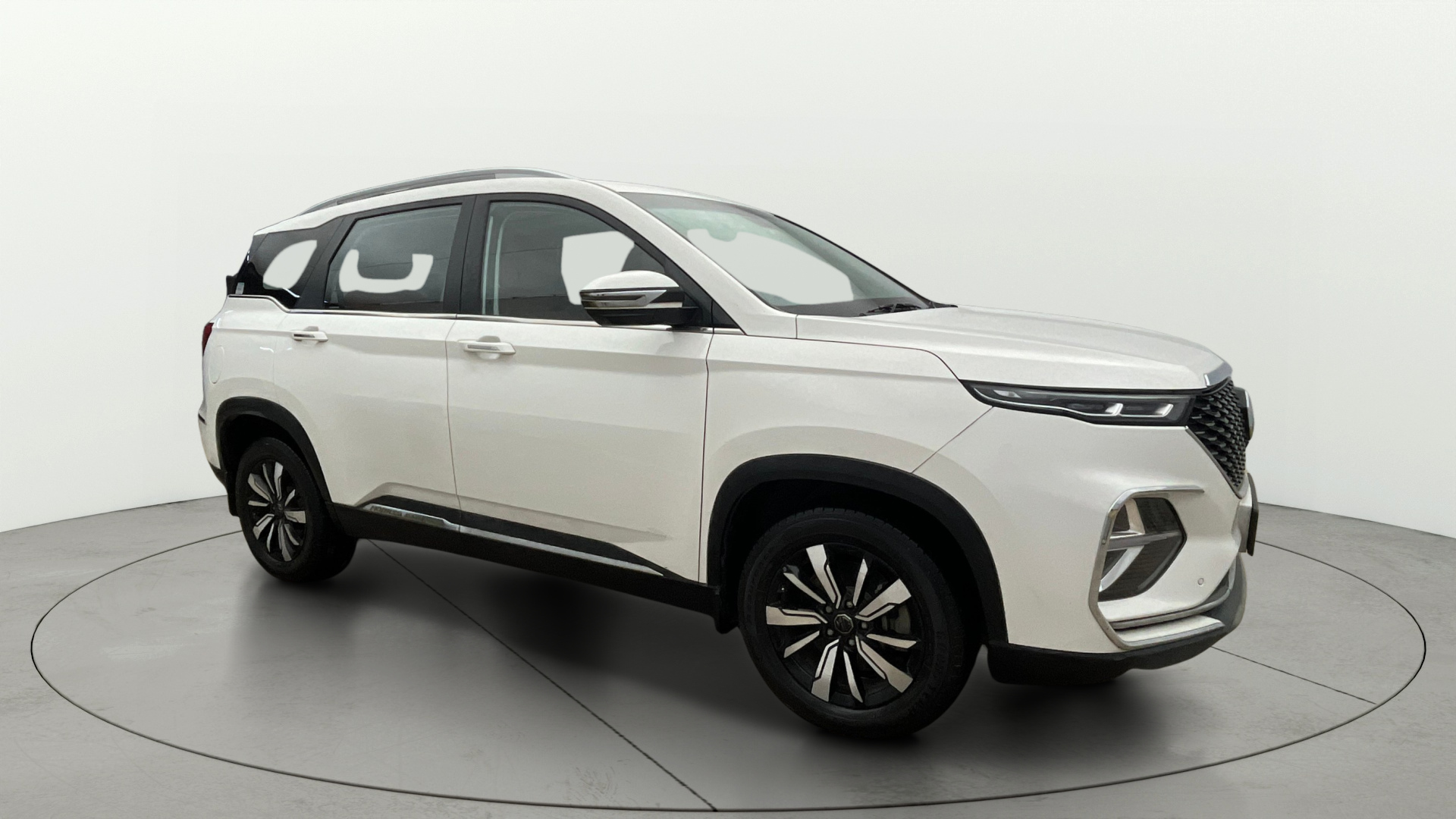 2020 MG Hector Plus 2023-2025 SHARP 1.5 PETROL TURBO DCT 6-STR