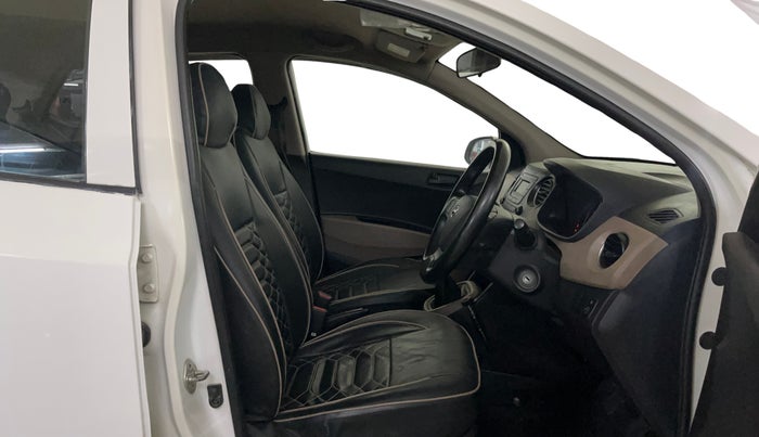 2019 Hyundai Grand i10 MAGNA 1.2 KAPPA VTVT, Petrol, Manual, 66,311 km, Right Side Front Door Cabin