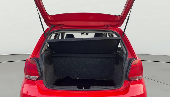 2018 Volkswagen Polo HIGHLINE PLUS 1.0 16 ALLOY, Petrol, Manual, 1,11,234 km, Boot Open Zoomed View