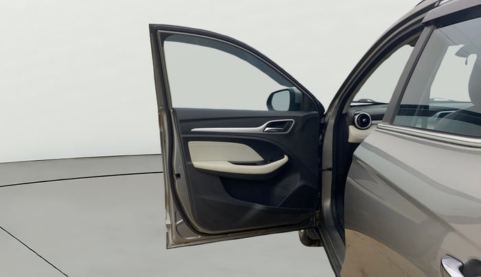 2023 MG ASTOR SUPER 1.5 MT, Petrol, Manual, 48,083 km, LHS Front Door