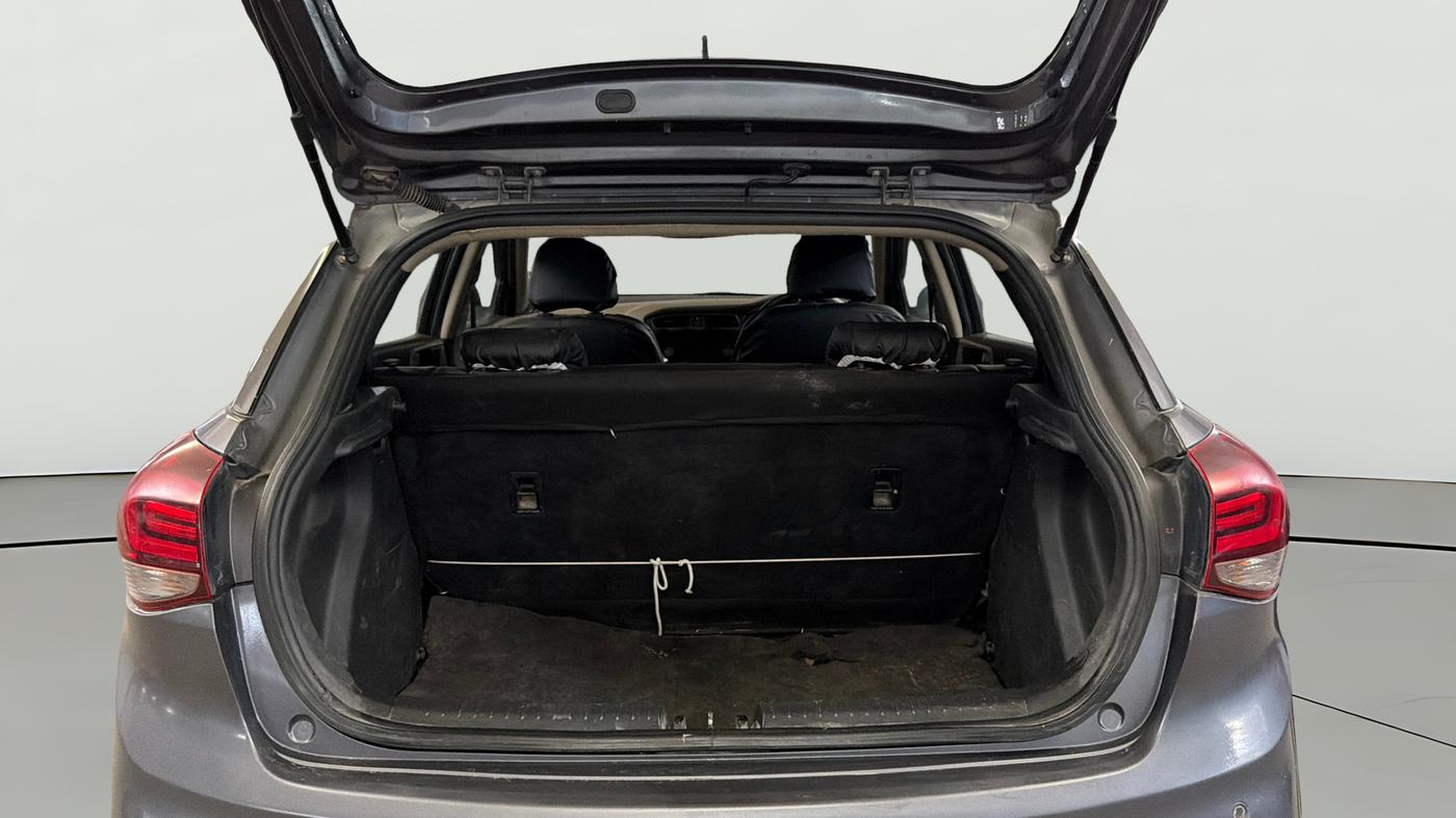 2018 Hyundai Elite i20 ASTA 1.2 (O), Petrol, Manual, 86,118 km, Boot Open Zoomed View