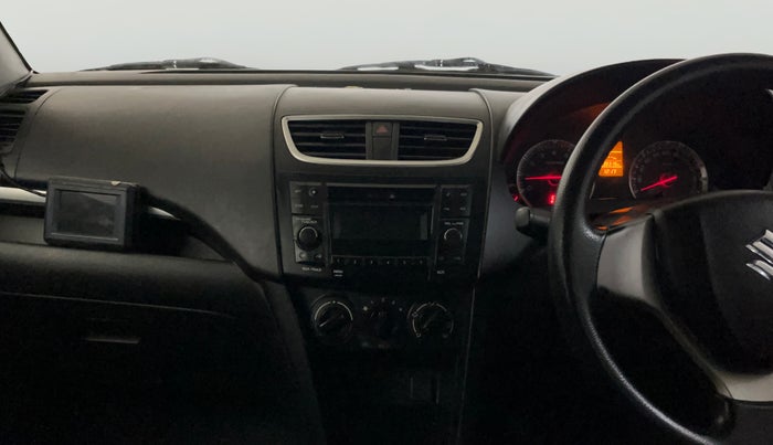 2014 Maruti Swift VXI, Petrol, Manual, 38,311 km, Air Conditioner