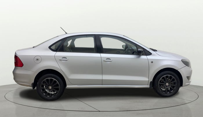 2014 Skoda Rapid 1.5 TDI CR ELEGANCE AT, Diesel, Automatic, 49,586 km, Right Side View