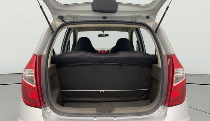 2015 Hyundai i10 MAGNA 1.1, Petrol, Manual, 36,590 km, Boot Open Zoomed View