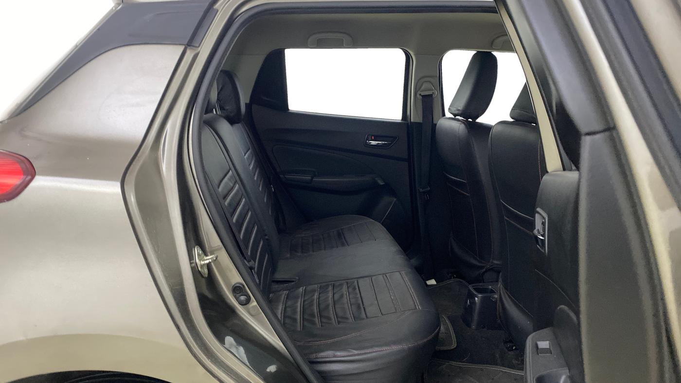 2021 Maruti Swift ZXI PLUS, Petrol, Manual, 25,609 km, Right Side Rear Door Cabin