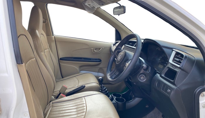 2017 Honda Brio S MT, Petrol, Manual, 1,00,138 km, Right Side Front Door Cabin