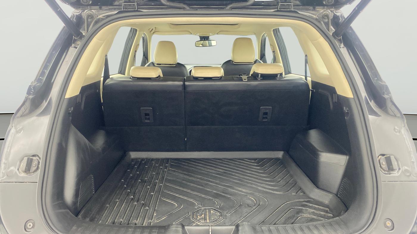 2021 MG HECTOR SHARP 1.5 PETROL CVT, Petrol, Automatic, 60,899 km, Boot Open Zoomed View