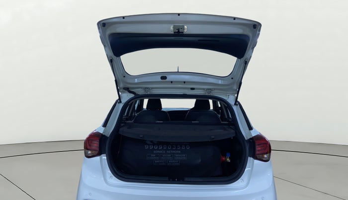 2019 Hyundai Elite i20 SPORTZ PLUS  1.2 CVT, CNG, Automatic, 78,285 km, Boot Door Open