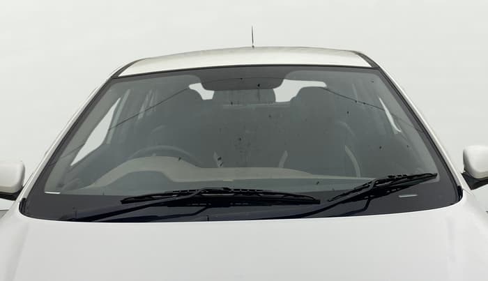 2018 Hyundai Elite i20 ASTA 1.4 CRDI (O), Diesel, Manual, 1,02,647 km, Front Windshield