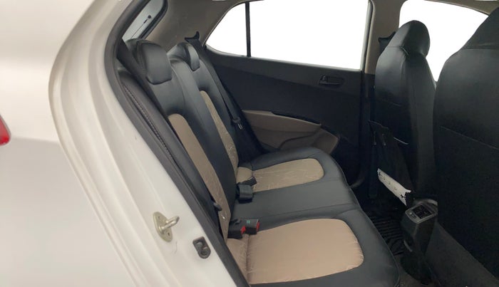 2019 Hyundai Grand i10 MAGNA 1.2 KAPPA VTVT, Petrol, Manual, 21,783 km, Right Side Rear Door Cabin