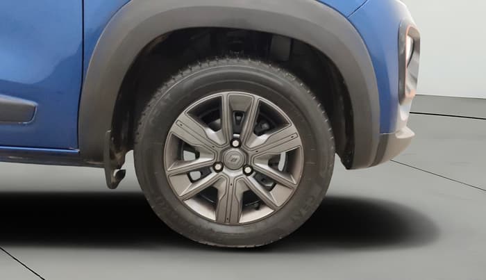 2022 Renault Kwid CLIMBER 1.0 AMT (O), Petrol, Automatic, 23,289 km, Right Front Wheel