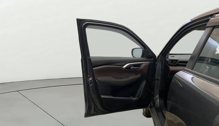 2024 Maruti Grand Vitara SIGMA SMART HYBRID, Petrol, Manual, 25,818 km, LHS Front Door