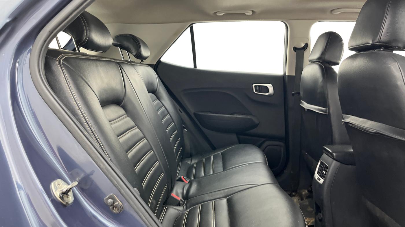 2021 Hyundai VENUE SX 1.0 TURBO IMT, Petrol, Manual, 98,063 km, Right Side Rear Door Cabin