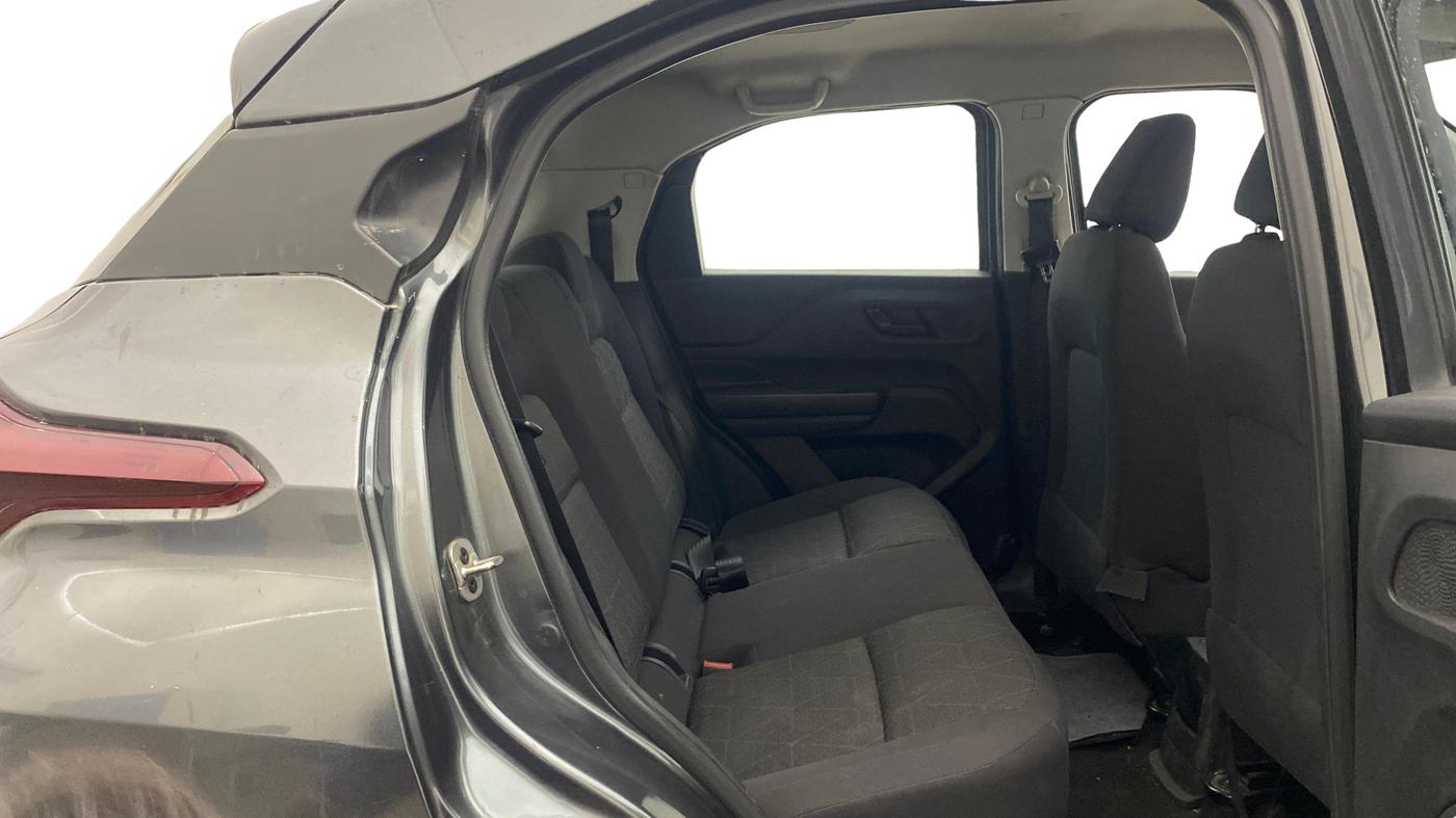2023 Tata PUNCH ADVENTURE MT, Petrol, Manual, 36,490 km, Right Side Rear Door Cabin