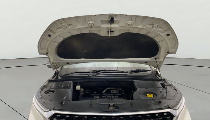 2022 MG HECTOR SHARP HYBRID 1.5 PETROL, Petrol, Manual, 81,106 km, Open Bonet