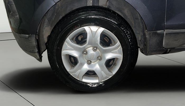 2015 Ford Ecosport TREND 1.5L DIESEL, Diesel, Manual, 1,07,655 km, Left Front Wheel