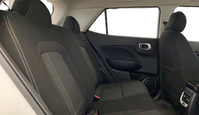 2021 Hyundai VENUE S 1.2, Petrol, Manual, 61,005 km, Right Side Rear Door Cabin