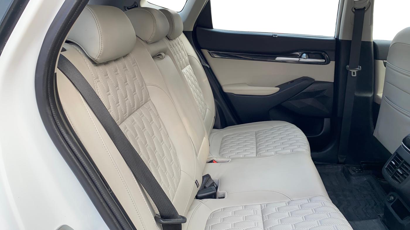 2019 KIA SELTOS HTX 1.5 PETROL, Petrol, Manual, 65,003 km, Right Side Rear Door Cabin