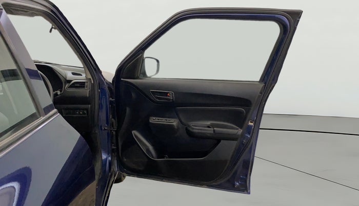 2018 Maruti Swift LXI, Petrol, Manual, 35,548 km, RHS Front Door