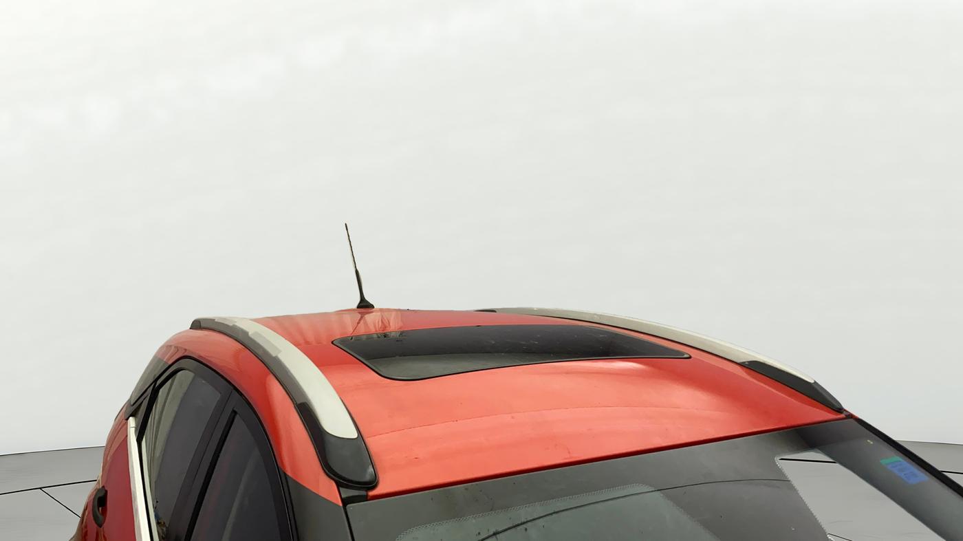 2020 Tata NEXON XM SUNROOF PETROL, Petrol, Manual, 27,588 km, Roof