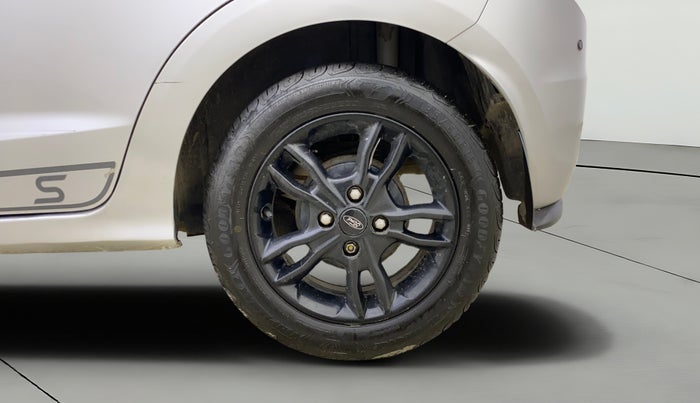 2017 Ford New Figo TITANIUM 1.2 PETROL MT, Petrol, Manual, 49,019 km, Left Rear Wheel