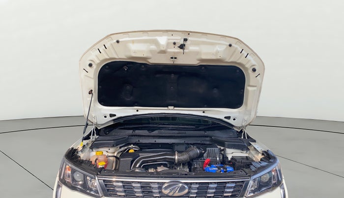 2019 Mahindra XUV300 W8 1.5 DIESEL, Diesel, Manual, 1,33,882 km, Open Bonet