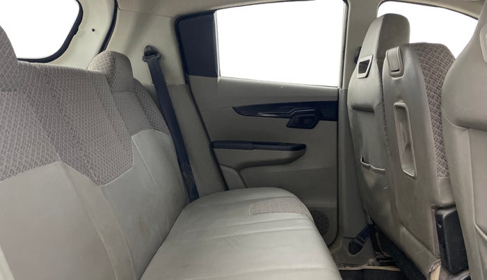 2017 Mahindra Kuv100 K4 PLUS D 6 STR, Diesel, Manual, 53,535 km, Right Side Rear Door Cabin